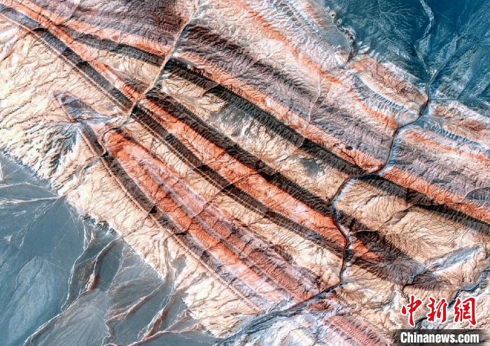 中国聚宝盆柴达木盆地首次发现黏土型锂矿具备巨大找矿前景